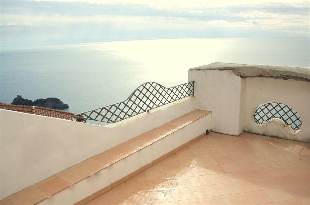 Villa Belvedere Amodeo - Terrace, Seaview, Wifi Conca dei Marini Dış mekan fotoğraf
